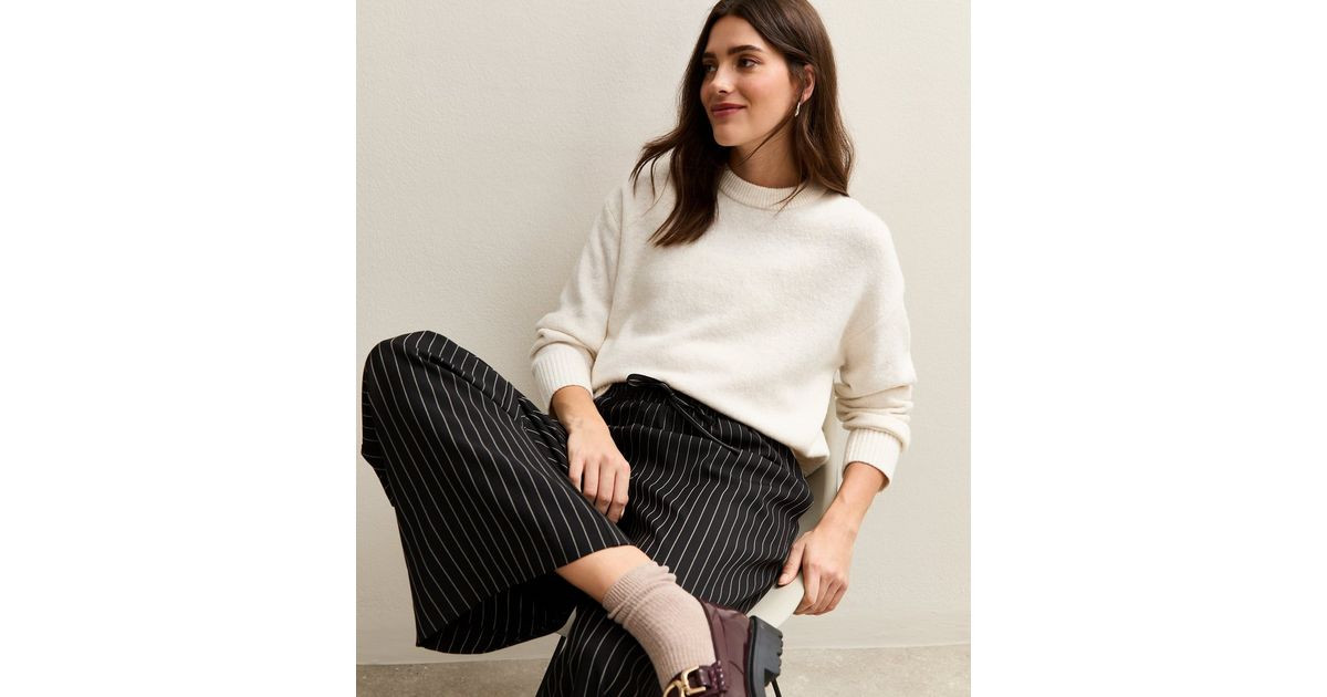 Black Pinstripe Wide Leg Trouser | New Look | New Look (UK)