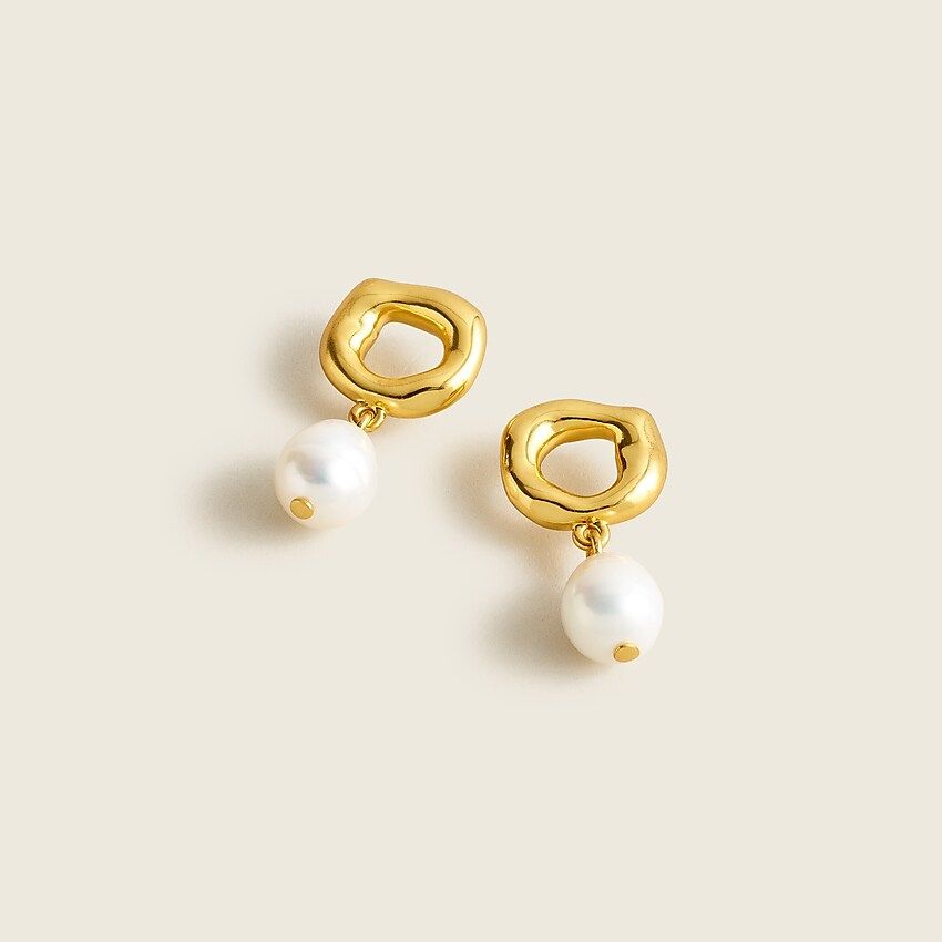 Hammered circle pearl drop earrings | J.Crew US