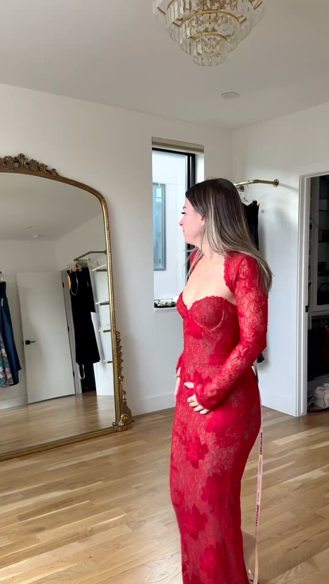 Content filming day for wedding guest and formal event dresses

Vici code: Emerson30
Electric picks code: emerson20
Vivrelle code: emersonhannonn

Wearing smalls/2 

Wedding guest
Formal event
Black tie
Lace
Long sleeve
Velvet
Special occasion

#LTKgrwm #LTKSeasonal #LTKWedding