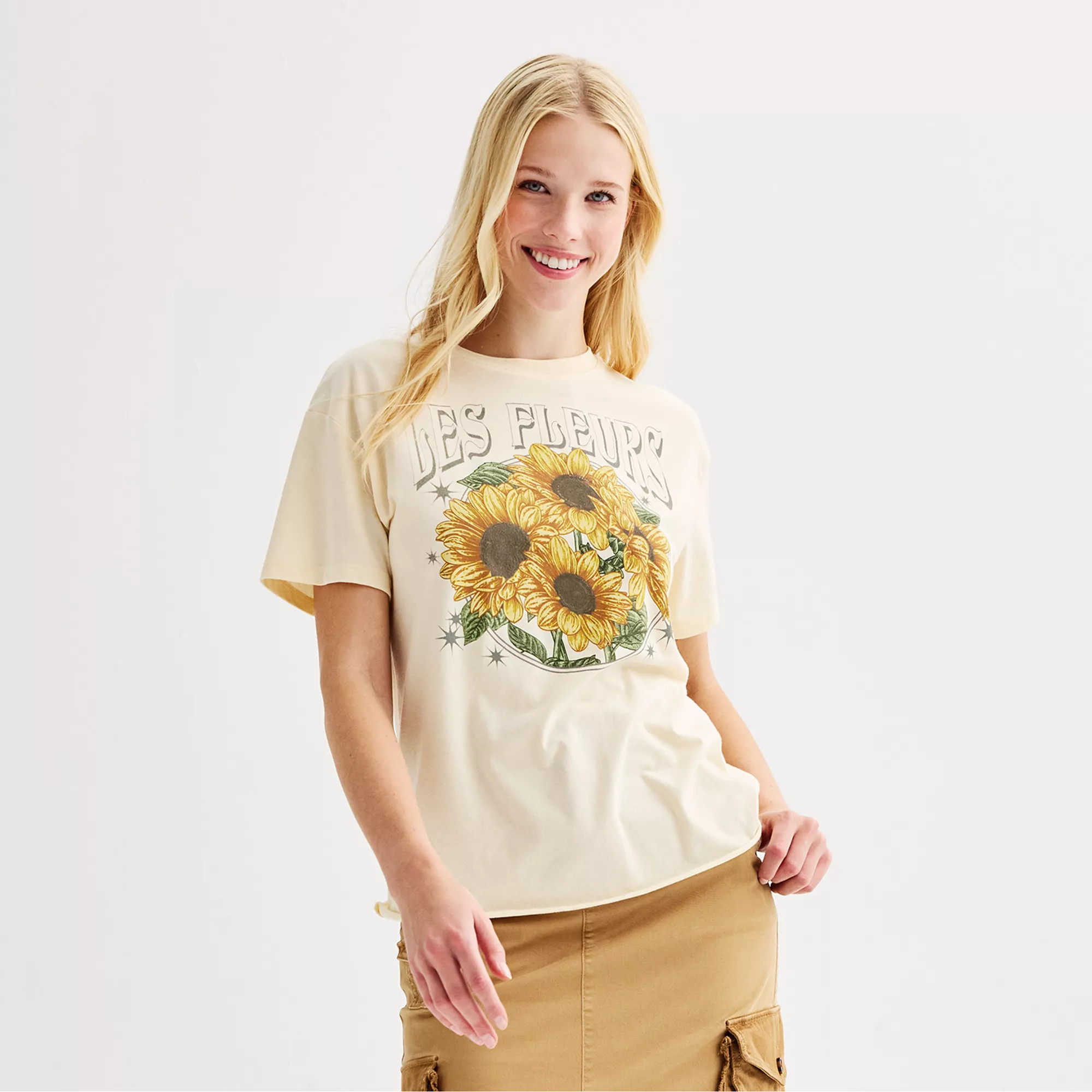 Juniors' "Les Fleurs" Sunflowers Graphic Tee | Kohl's