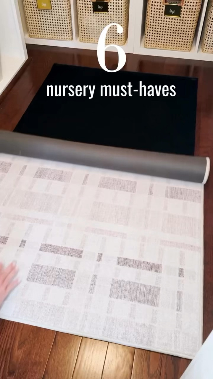 What do we do when a member of The Home Edit team is expecting? We help organize her new nursery! 🍼