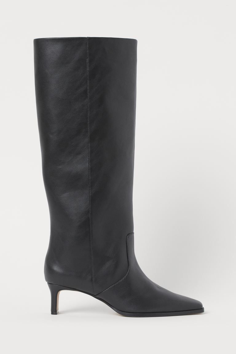 Boots in faux leather with a wide, thick leg section. Satin lining made from recycled polyester a... | H&M (US + CA)