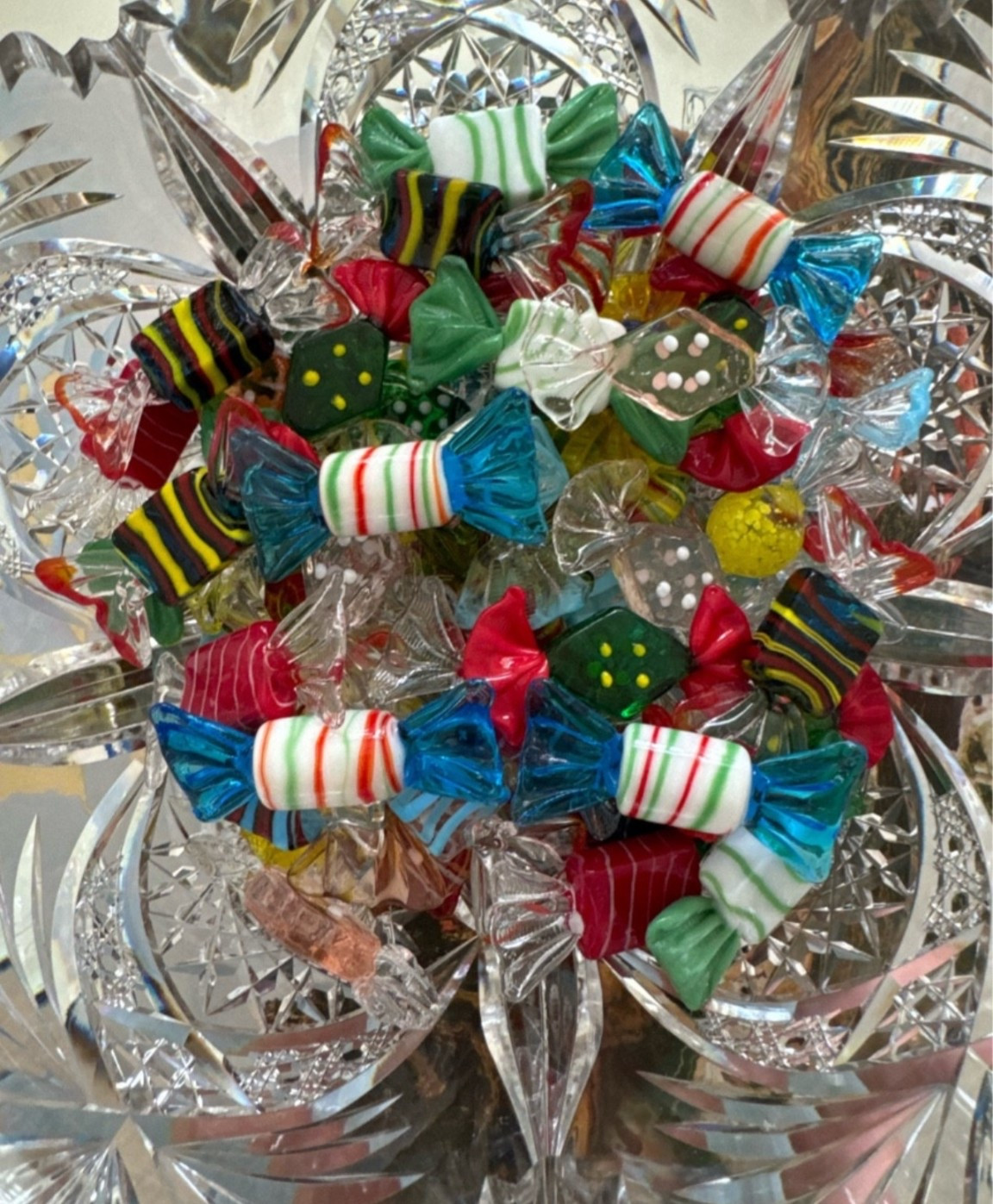 Christmas Candies 🍬 

#funfinds #christmascandy #glass #muranohlass #homedecor #founditonamazon 

#LTKHome #LTKHoliday