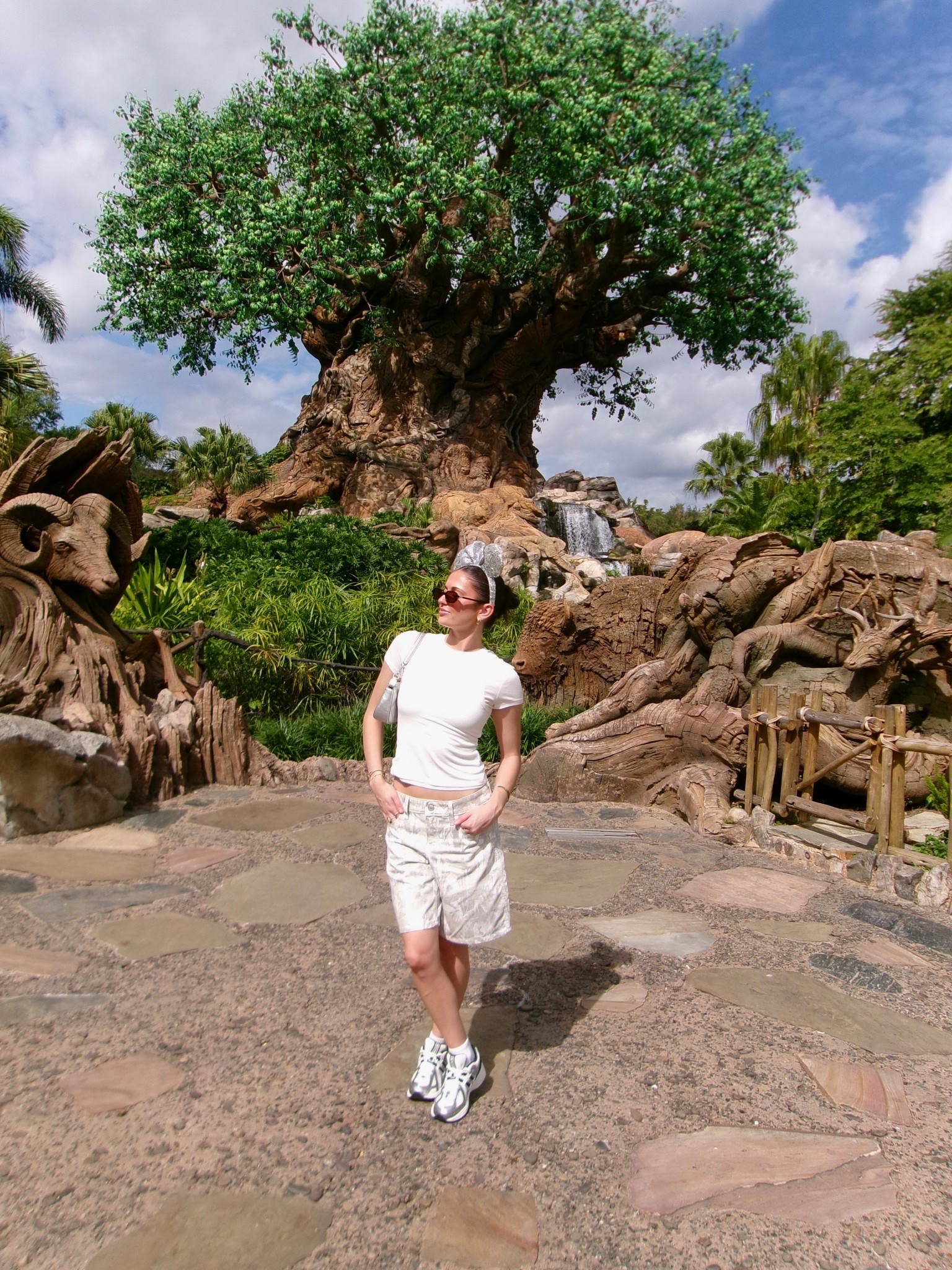 Disney outfit🌟

#LTKShoeCrush #LTKStyleTip #LTKSeasonal