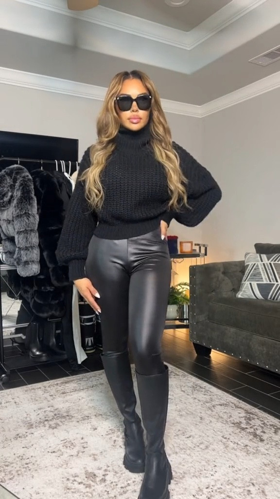 All Black Airport Outfit 

#LTKSeasonal #LTKstyletip #LTKtravel