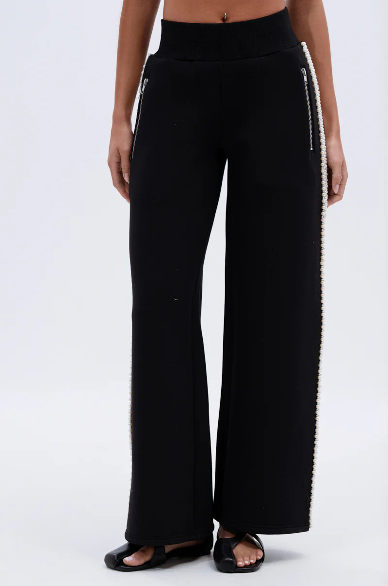 AKIRA Pearl Girl Jogger Pants | Black | Size 1X | AKIRA