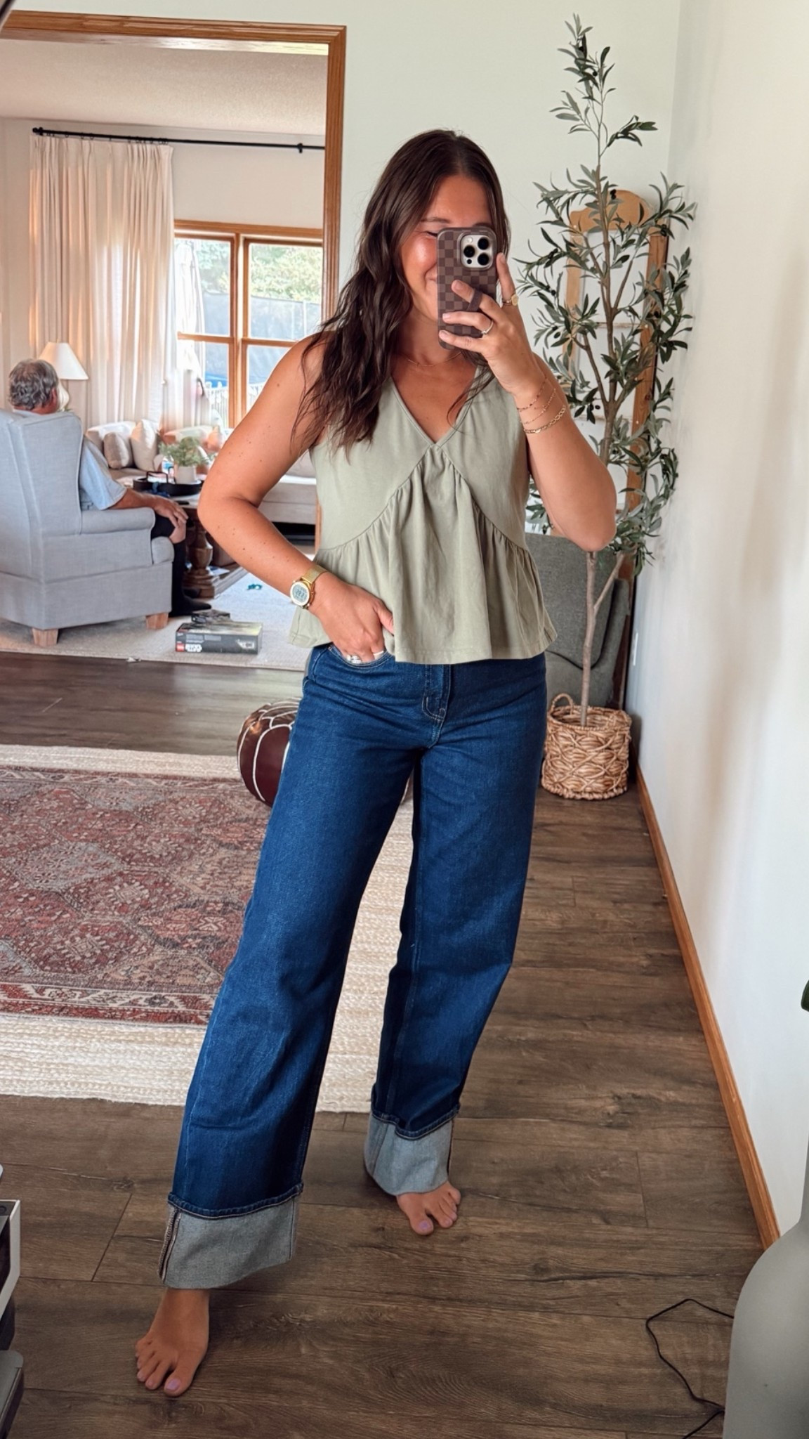 Probably my new favorite jeans. I own 3 styles in this same pair of jeans. 

Old navy style
Fall outfits 
Fall outfit

#LTKgrwm #LTKootd #LTKSaleAlert