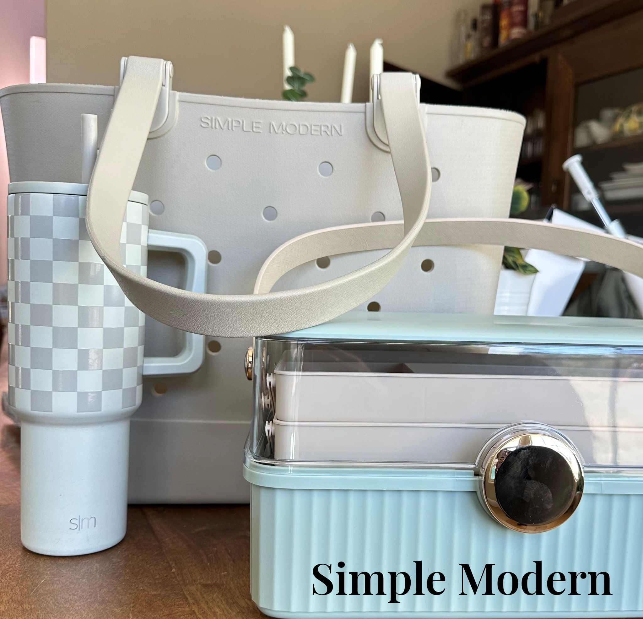 Never leave home without it 🤎

#betterthanbogg #simplemodern #beautifultotes #caraccessories 

#LTKTravel #LTKSaleAlert