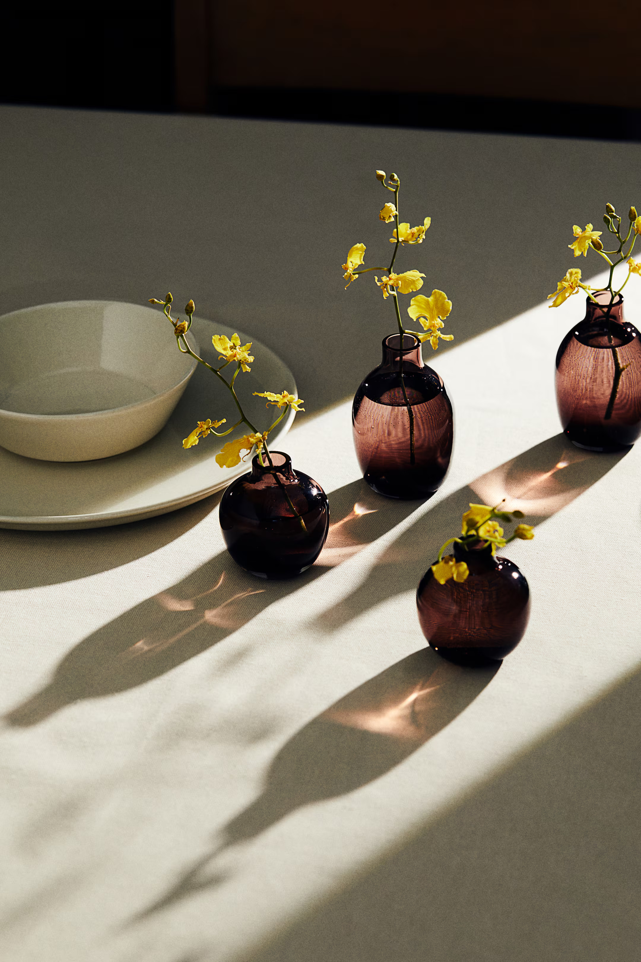 Small glass vase | H&M (UK, MY, IN, SG, PH, TW, HK)