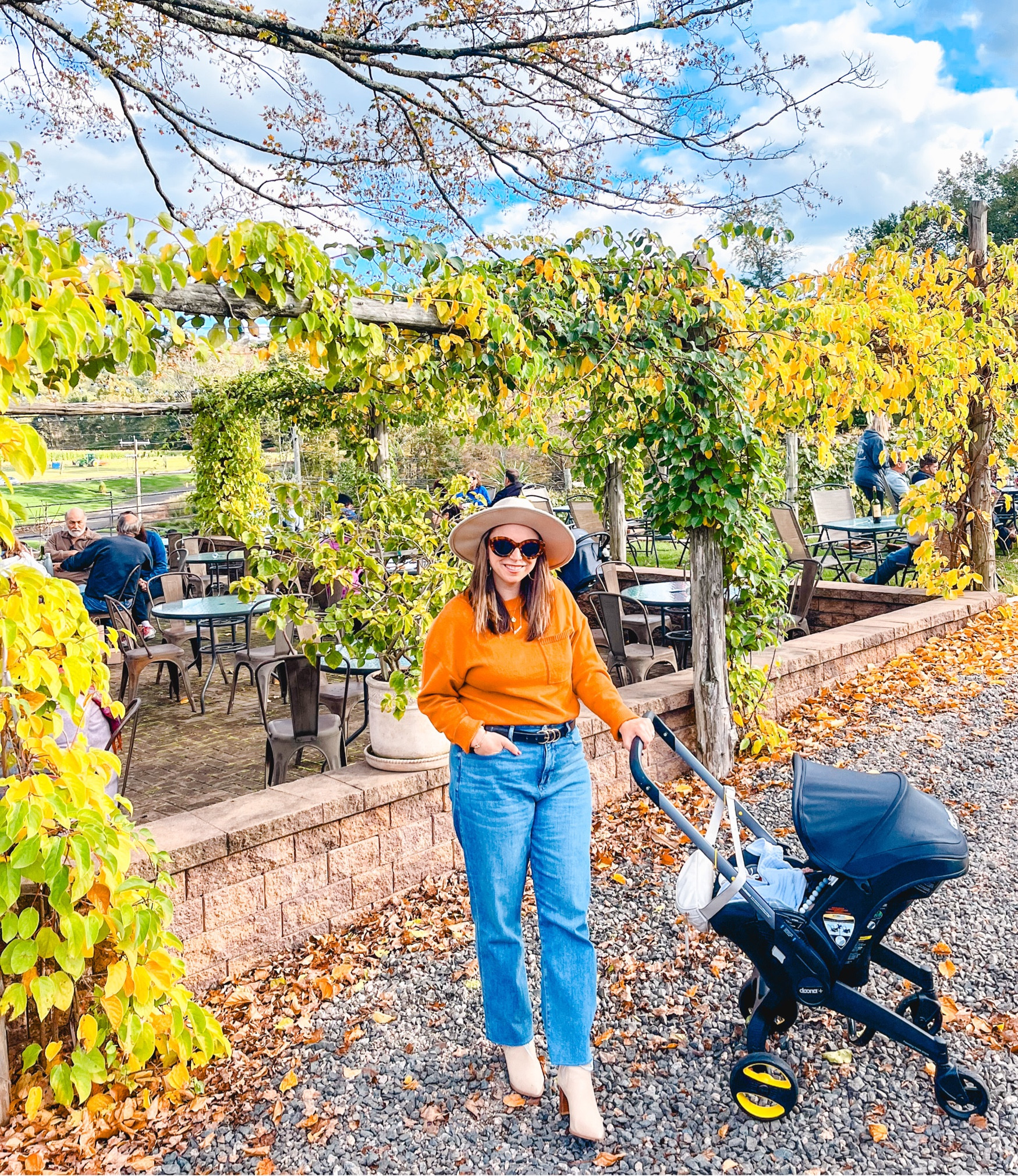 Happy Friday! Swipe to see some of my favorite baby products over these last 3 months, including the Doona which has been so easy and convenient!! Having it be a stroller and a car seat combined is so clutch!👍
.
.
.
.


#LTKkids #LTKfamily #LTKbaby