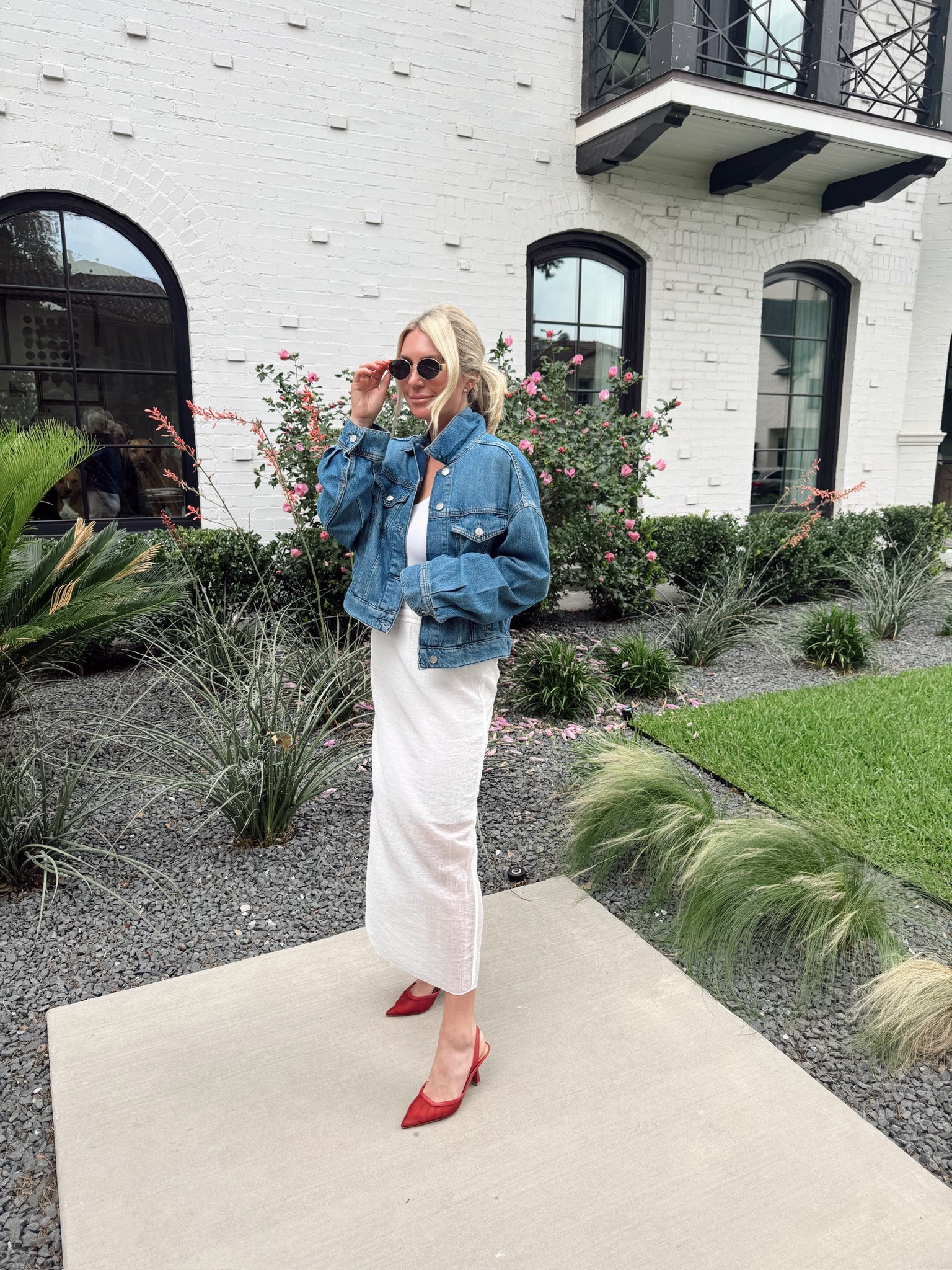 #ad Girls night wearing @dsw 🛒 Comment LINK to shop my picks & use code SWLVIP for early access to the sale! #mydsw #springahead #dsw #springrefresh

Users must sign up to get Club tier status and unlock both Free Shipping & the Early Access on 5/21* before other shoppers! Plus, enjoy other perks like $5 off on your Birthday *Exclusions apply