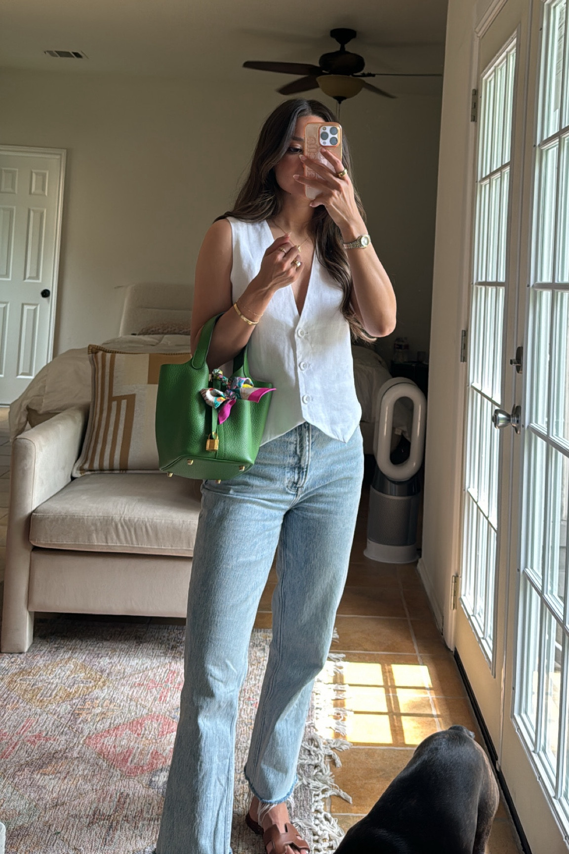 Such an easy staple outfit!! I’m really trying to build on my capsule wardrobe & dissh has some of the best affordable pieces 

Dissh, Hermes picotin 18, vert yucca, Hermes Oran, Hermes sandals, dissh, white vest, vest outfit, spring outfit, capsule wardrobe

#LTKworkwear #LTKfindsunder100 #LTKstyletip