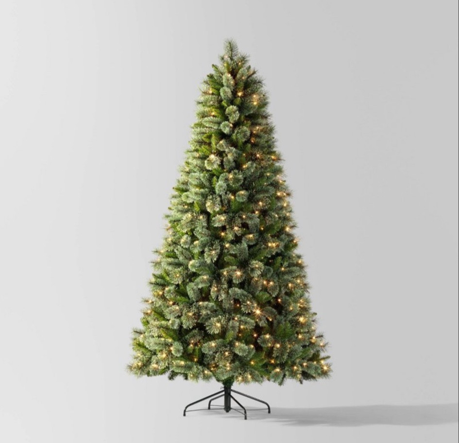 Christmas trees are on sale at target for 50% off!! 

#LTKSaleAlert #LTKHoliday #LTKSeasonal