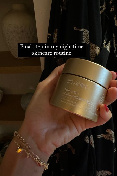 Try slugging all your nighttime skincare products in with this as the last step! @biossance @sephora #biossancepartner 