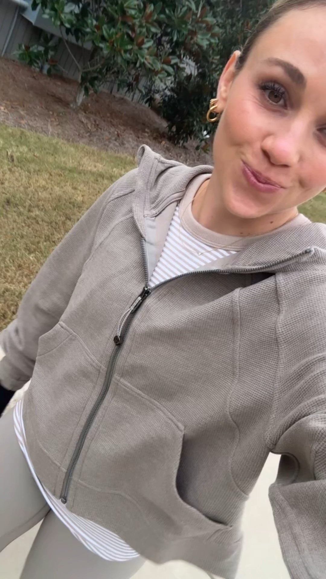 Obsessed with this warm ash grey color!!!