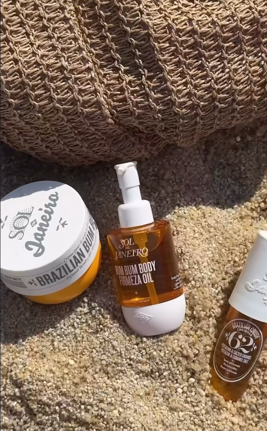 brume parfumée pour cheveux et corps, brume pistache et caramel salé, Brazilian crush Cheirosa 62, crème corps brésilienne Bum Bum, crème corps à l’extrait de Guaraná, huile pour le corps, Bum Bum body firmeza oil, Sol de Janeiro, produits pour le corps, skincare, après soleil combo, parfum d’été

#LTKbeauty #LTKSeasonal