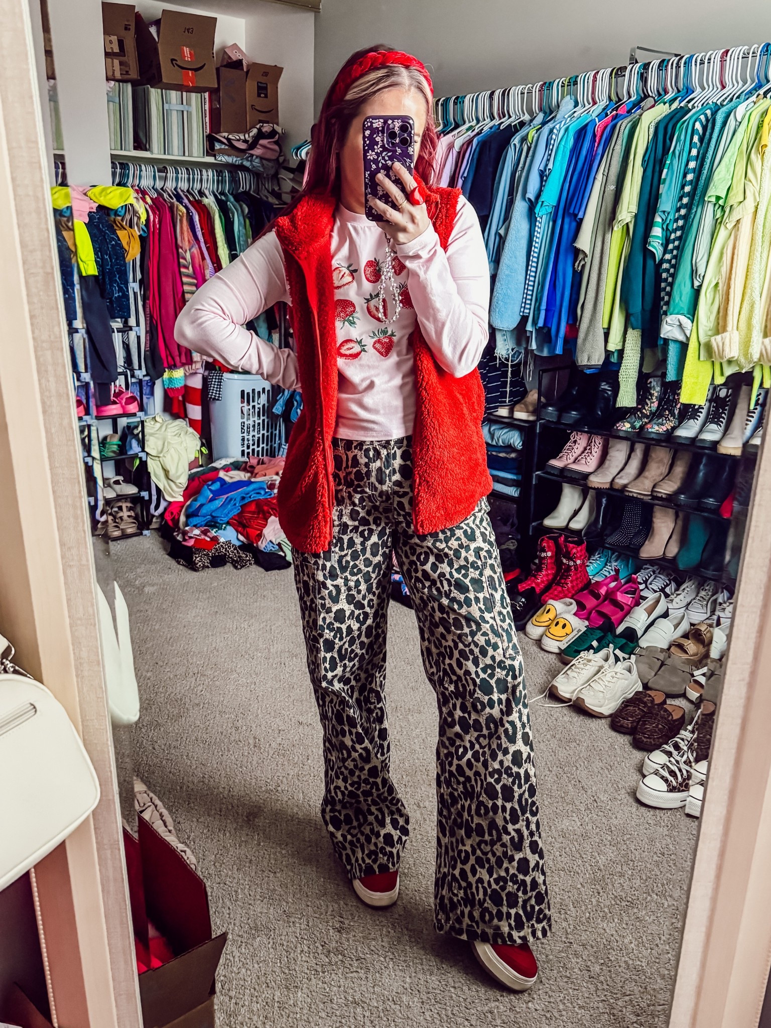 Today’s ootd 
Tee - medium - Walmart 
Vest - medium - Maurice’s 
Pants - medium - Walmart 
Shoes - madden girl 
Earrings - Amazon 
Headband - target 

#LTKootd #LTKPetite #LTKFindsUnder50