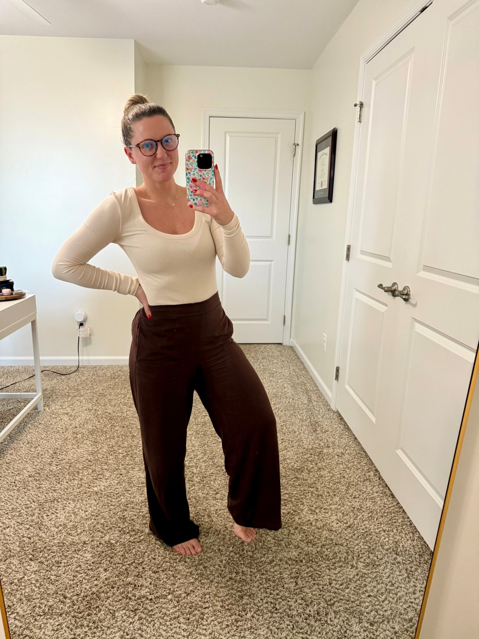 These pants are incredible and are on sale for just $18! 

#LTKootd #LTKSaleAlert #LTKPetite