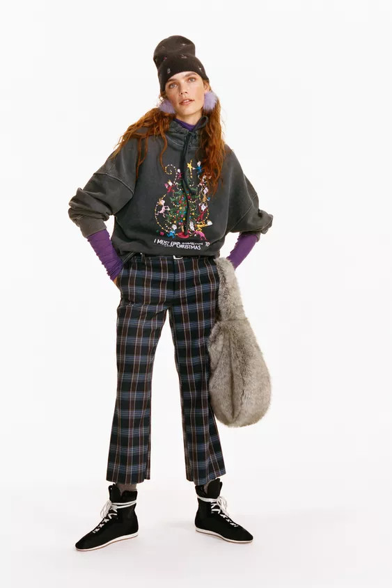 EMBROIDERED GRINCH™ BEANIE | Zara US