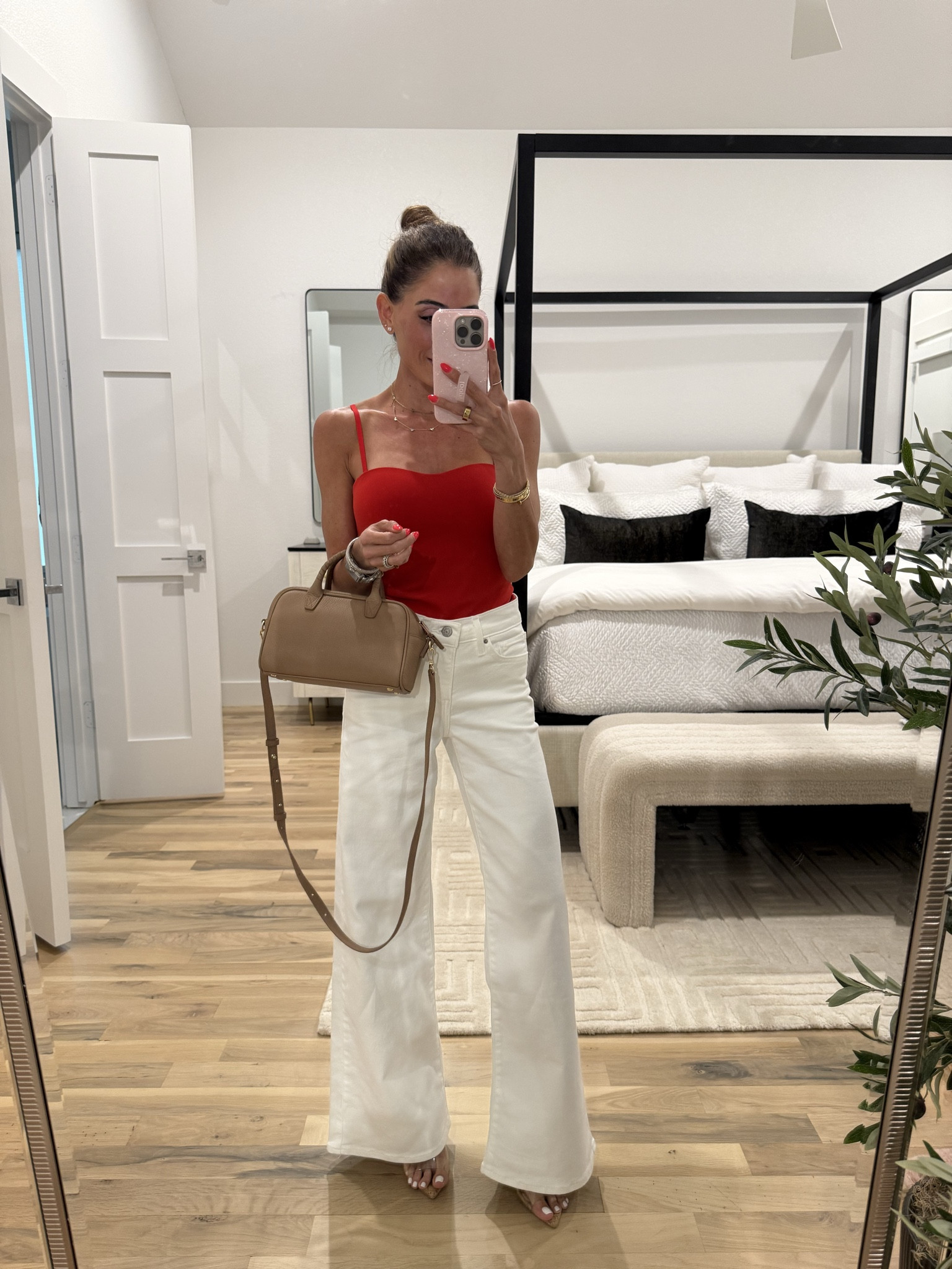 Spring outfit, Amazon sale finds  white white leg Levi’s jeans 

#LTKPetite #LTKootd #LTKSaleAlert