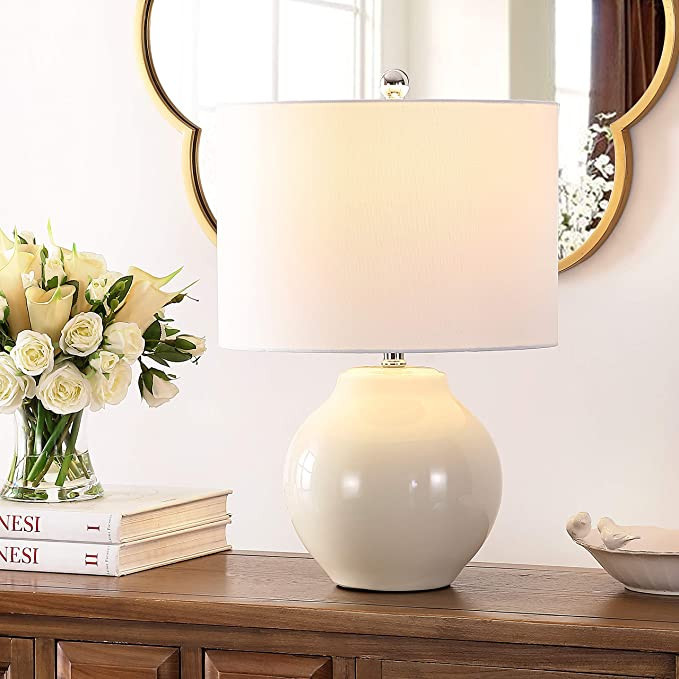 SAFAVIEH Lighting Collection Zaid Modern Ivory Ceramic 22-inch Bedroom Living Room Home Office De... | Amazon (US)