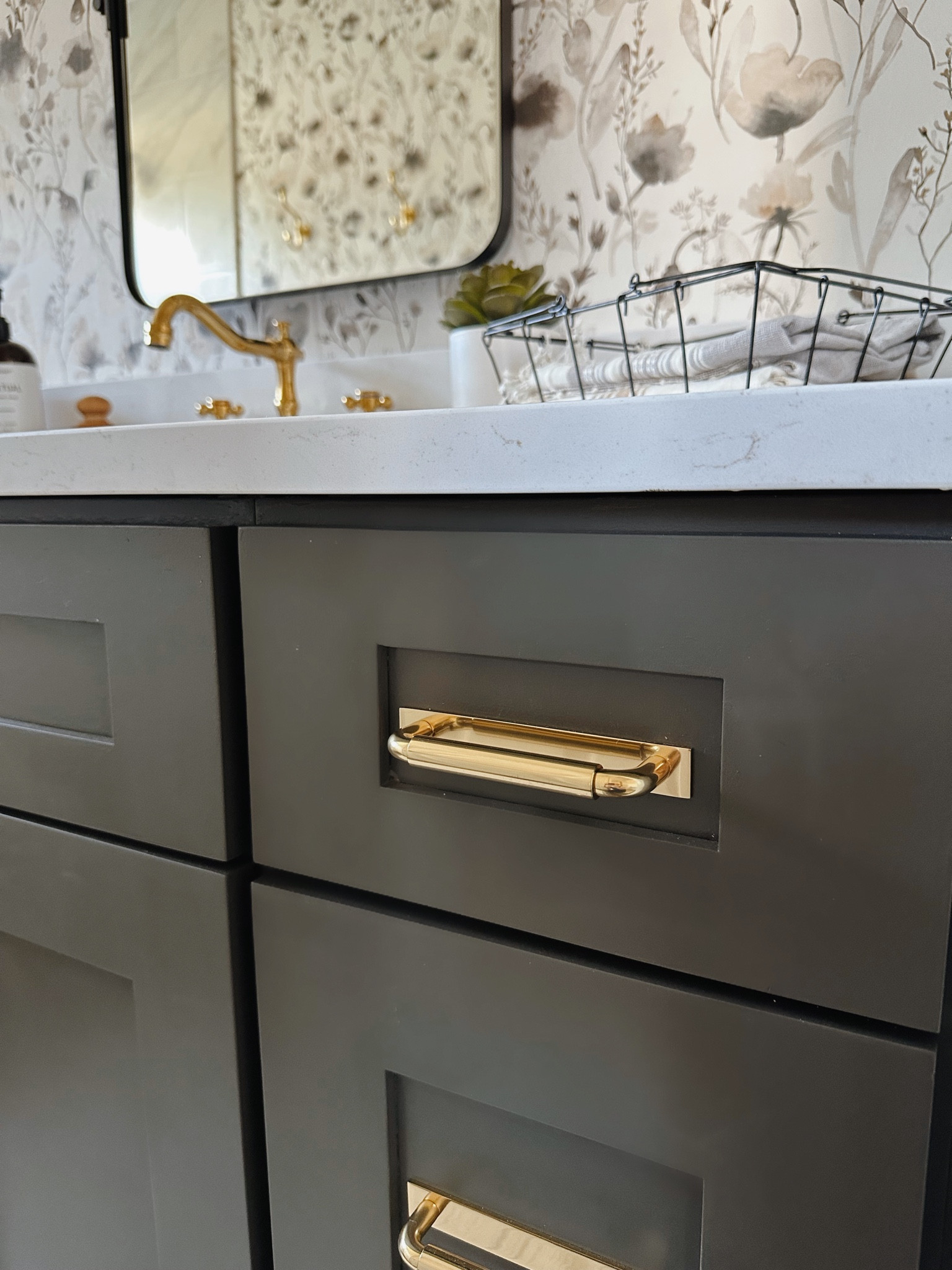 My #rejuvenation bathroom drawer pulls are on #clearance 🤭👐🏽🚰 #sale #cyberweek #blackfriday 

#LTKhome #LTKCyberWeek #LTKsalealert