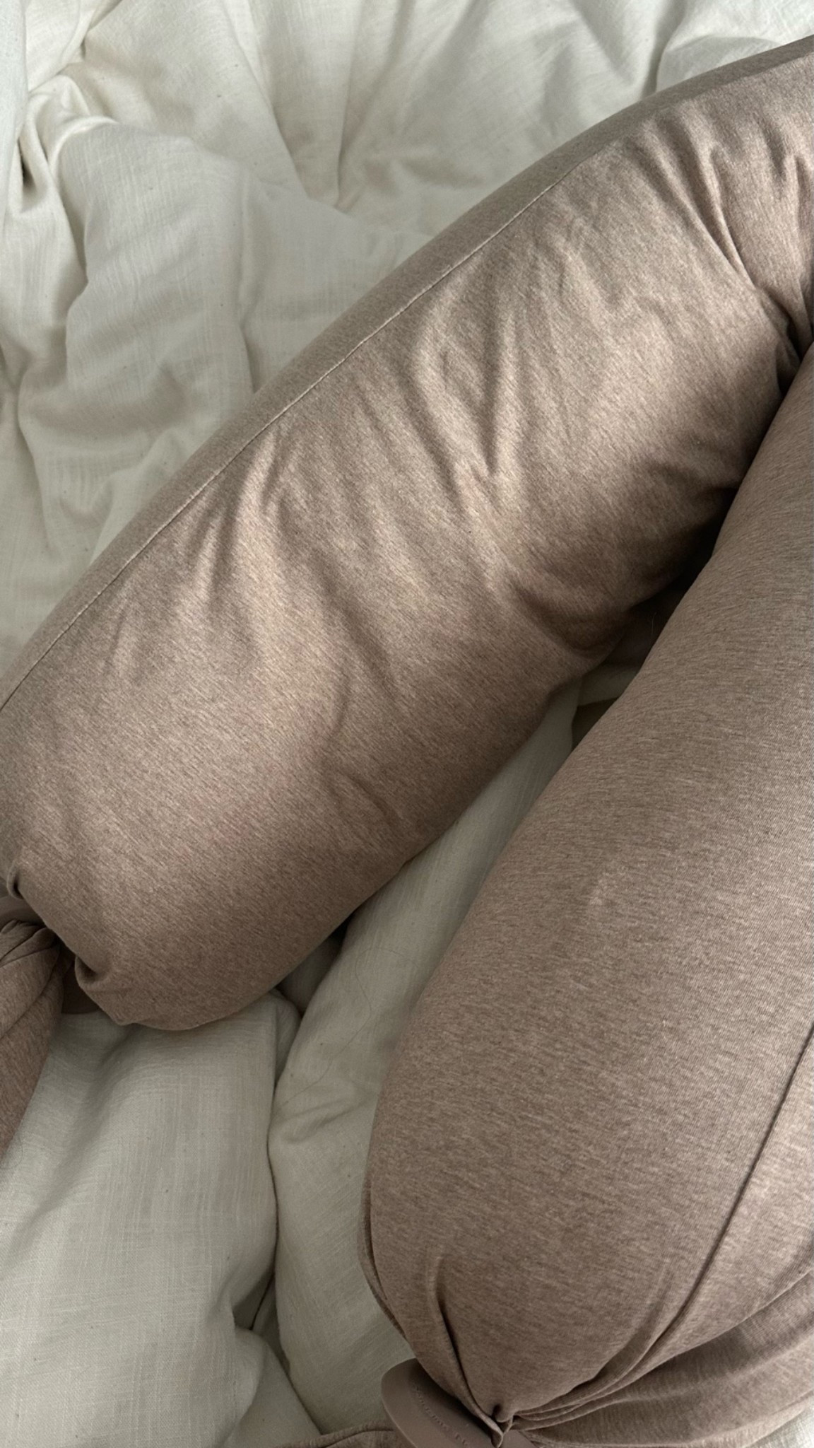 10/10 pregnancy pillow!!

#LTKmomlife #LTKBump #LTKPlusSize