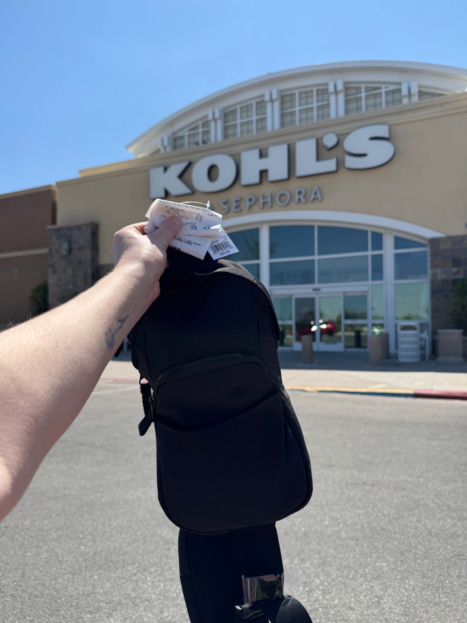 Kohl’s Coupon Budgeting $4.34 🤑 $30 Kohl’s Cash + 20% Off 

#LTKActive #LTKItBag #LTKTravel