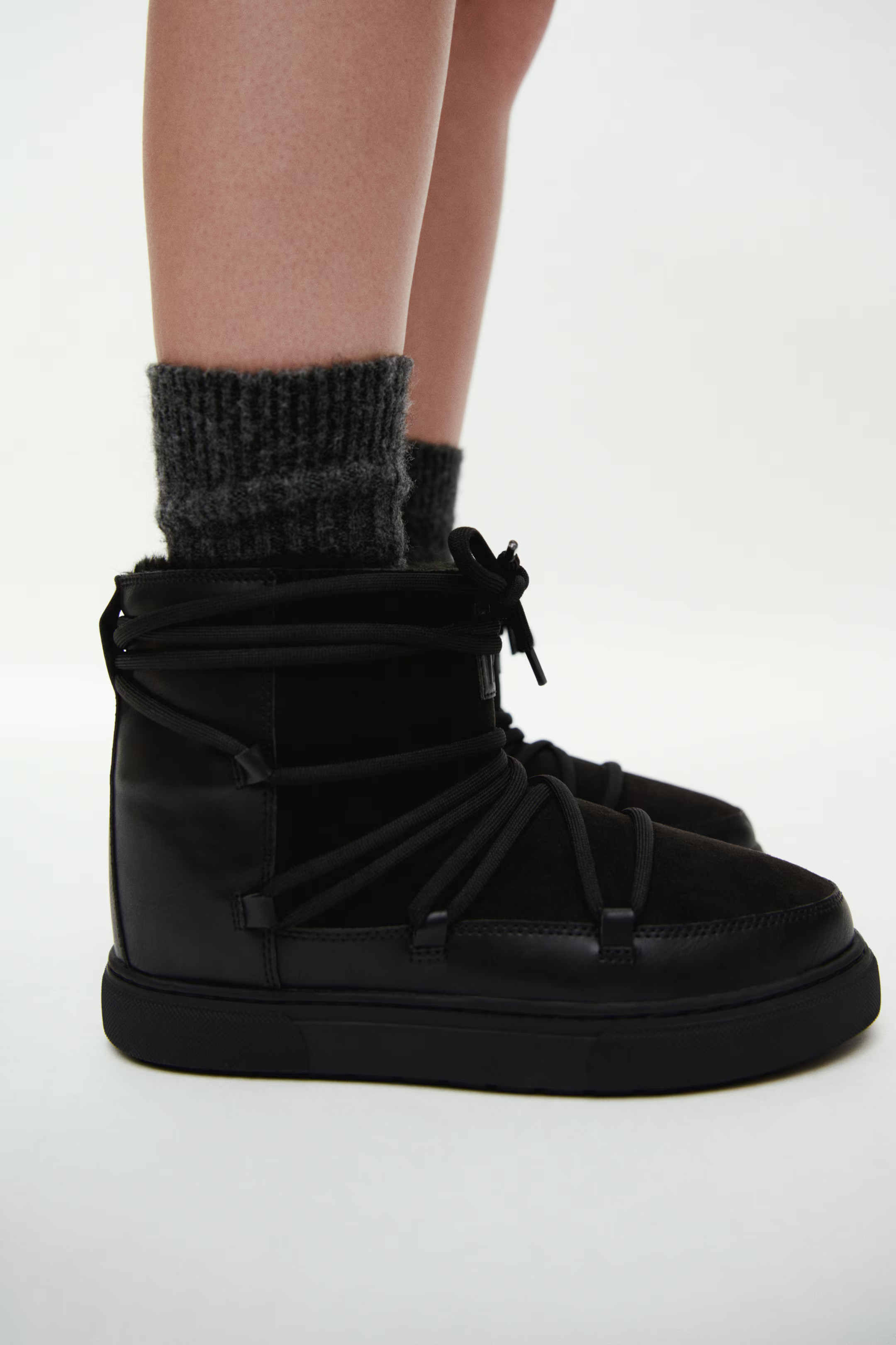 Laced Padded Boots | H&M (US + CA)