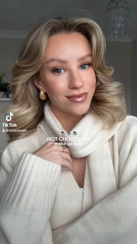 Hot chocolate make up look
Cardigan is Charli - wearing a size S/M
Amazon gold ribbed bottega dupes earrings 



#LTKCyberSaleUK #LTKCyberWeek #LTKbeauty