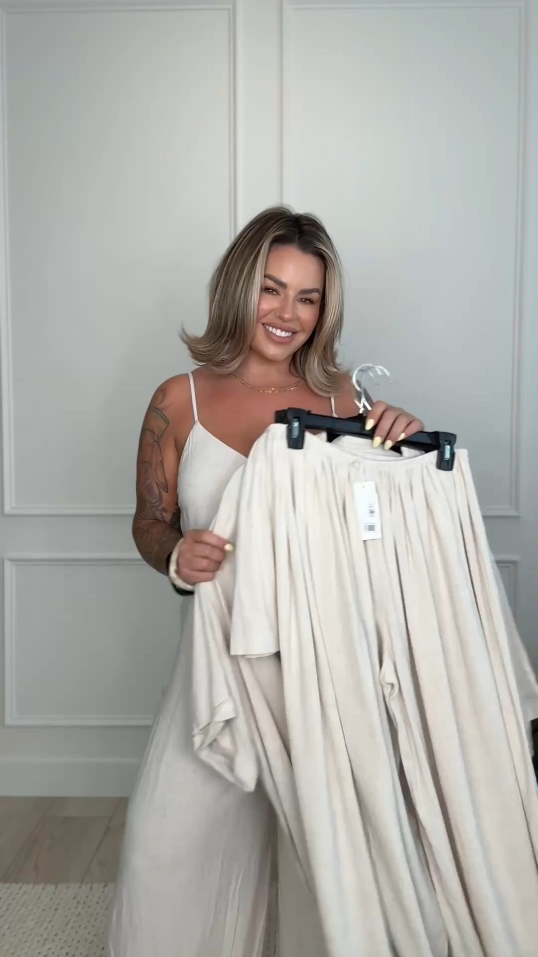 Linen resort wear 

Jumpsuit L 
Top xl needed a L 
Pants M I recommend sizing down from your normal size in these and the shorts.
The shorts I’m in a L but also needed a M the waist was really big
Tank L 

Follow my shop @shaynaslife on the @shop.LTK app to shop this post and get my exclusive app-only content!

#liketkit 
@shop.ltk
https://liketk.it/5frD5

#LTKMidsize #LTKFindsUnder50 #LTKFindsUnder100