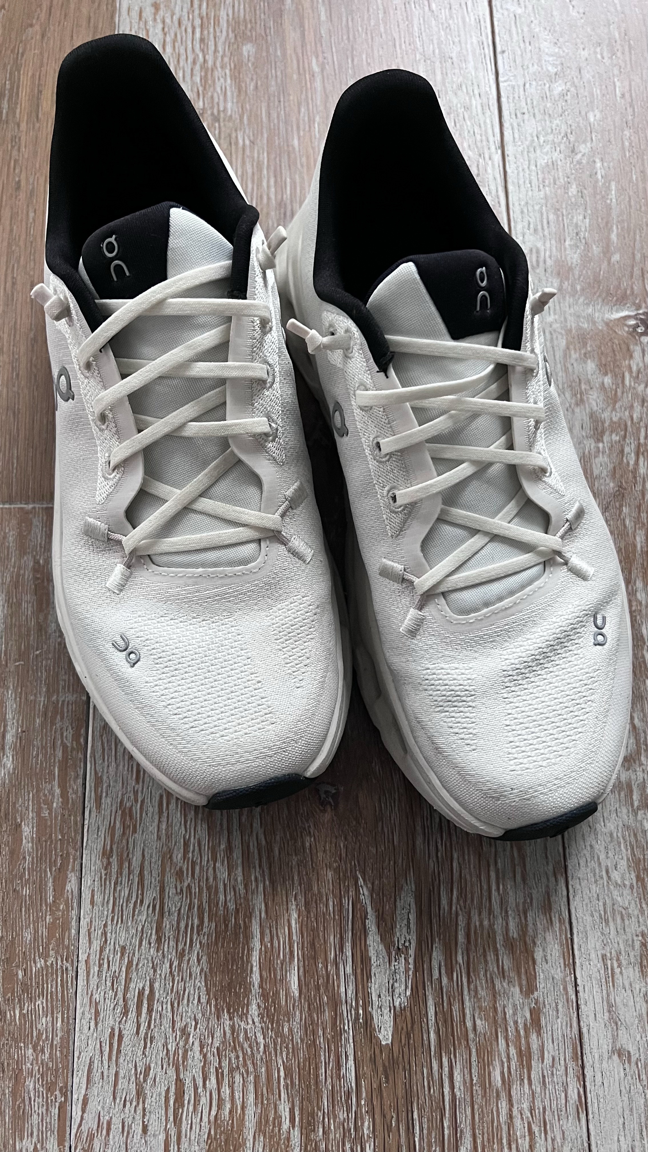 The best mom sneaker around! Cute, super supportive and you do not have to tie them 👟

#LTKStyleTip #LTKActive #LTKShoeCrush