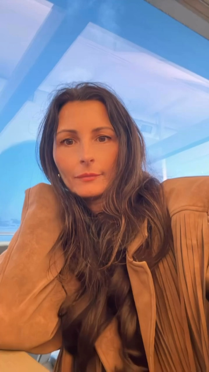 It’s A Fringey Friday🤎.. coat linked at my @shop.ltk link and under $50!!

#fringe #fringefriday #perfectfringejacket #fashioninfluencer #ootd #fashionstylist #shopltk #highlowfashion