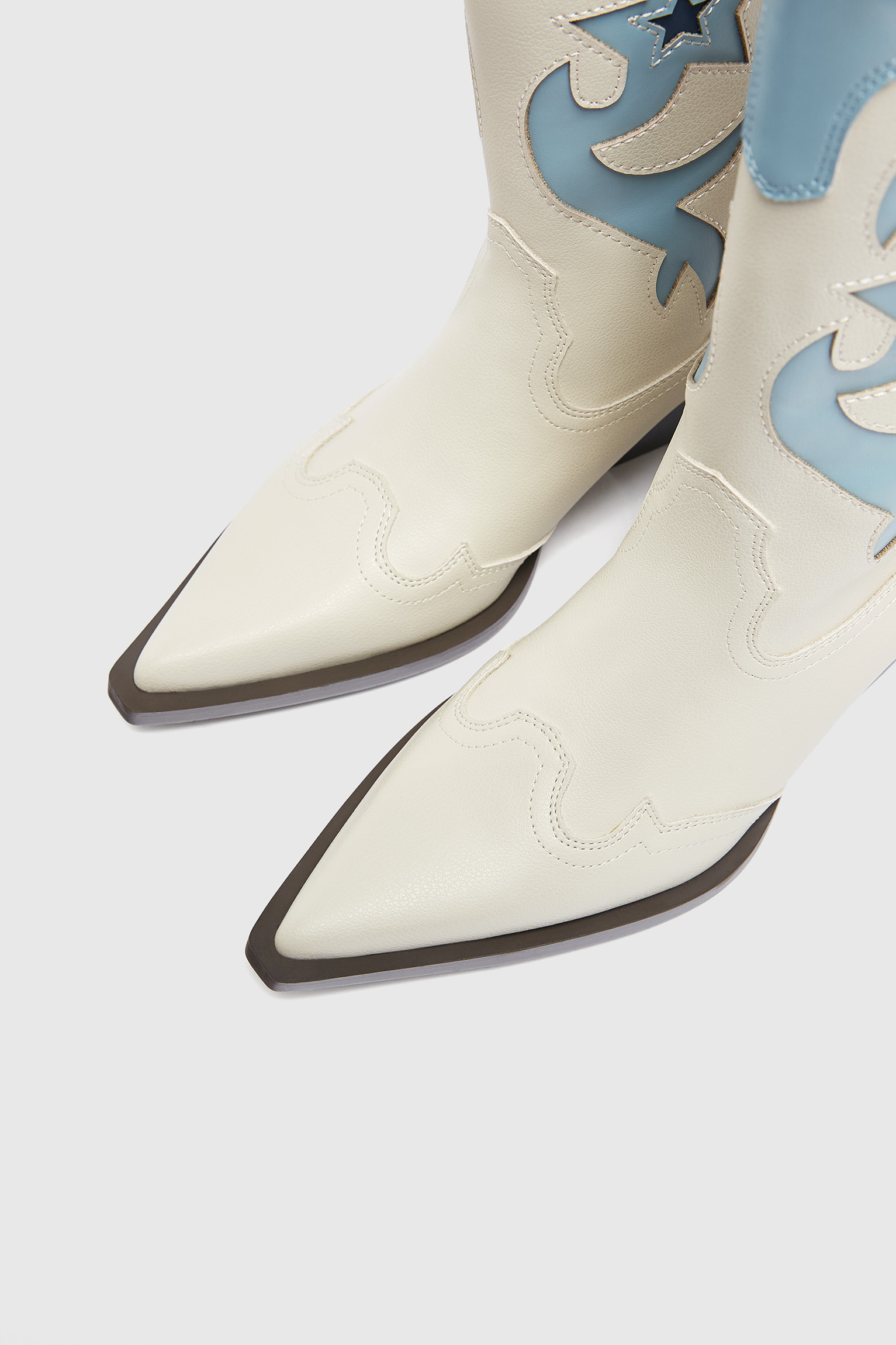 Embellished cowboy boots | PULL and BEAR UK