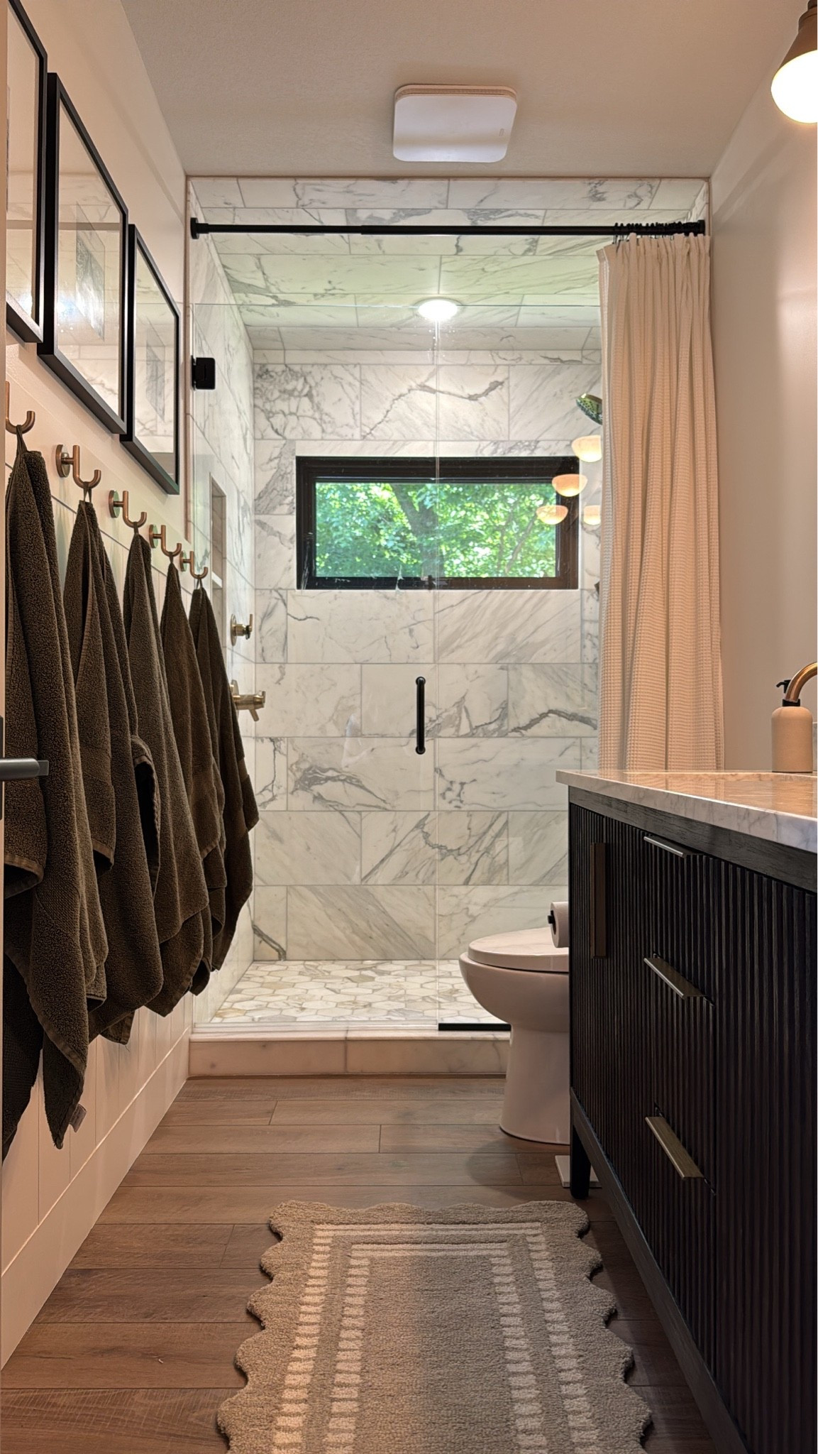 A small but functional bathroom for 5!

#LTKHome #LTKSaleAlert #LTKdayinmylife