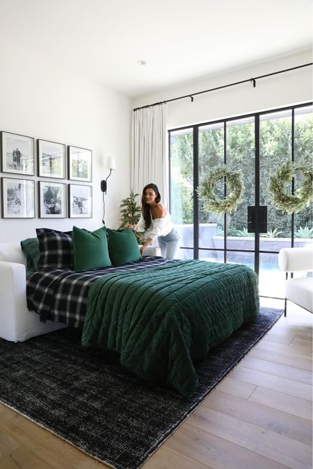 Holiday guest bedroom refresh with a few simple things 

#LTKSeasonal #LTKhome #LTKHoliday