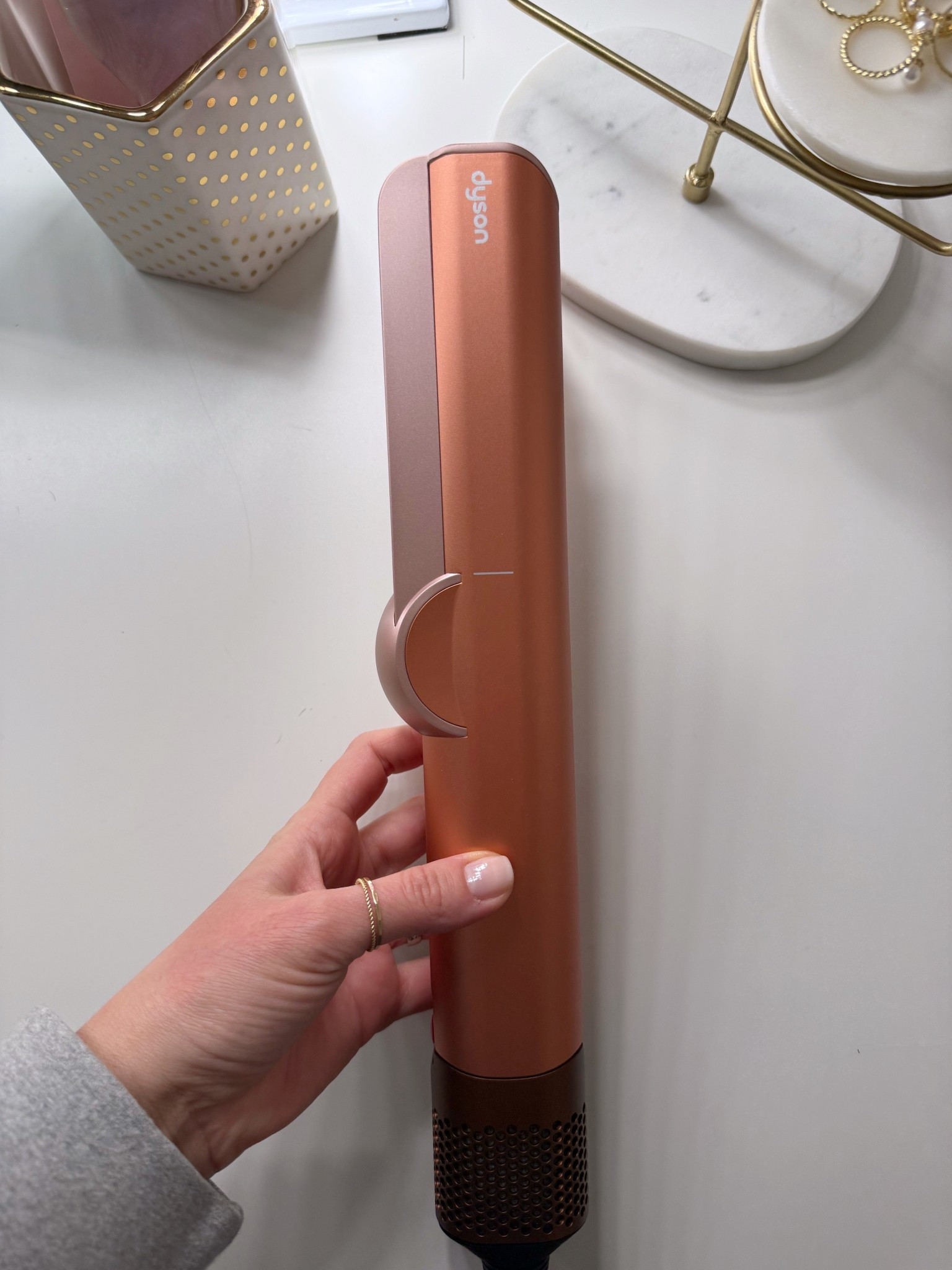 At first I was skeptical about this Dyson airstraight (wet to straight) but it does such a great job, hair feels silky smooth 

#LTKselfcare #LTKmorningroutine #LTKgrwm