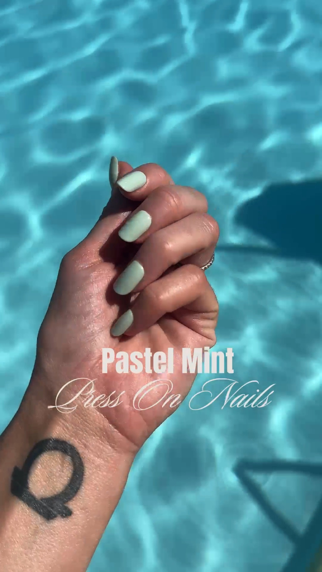 Pastel Mint Green Press On Nails Inspo (Can you tell I’m ready for spring & summer!?) products shown were gifted by the brands.

Have you tried glue on fingernails before? They are definitely a beauty hack I’ll never stop using 🥰

Shop my post right here 💕
.
.
.
.
#pressons #pressonnails #beautyhack #beautyhacks #nails #nailinspo

#LTKSpringSale #LTKVideo #LTKbeauty