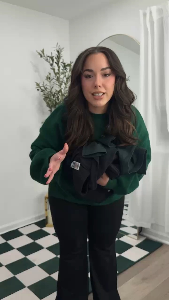 Try on some new Gym Shark workout sets while I give you a little pep talk for your 2025 fitness goals 🫶🏼 Wearing size Large in everything!

#LTKMidsize #LTKActive #LTKFitness