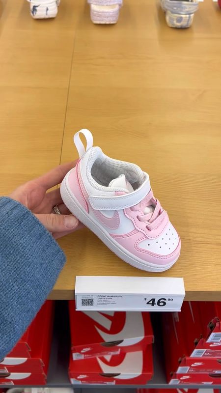 My famous footwear finds for a toddler girl! 