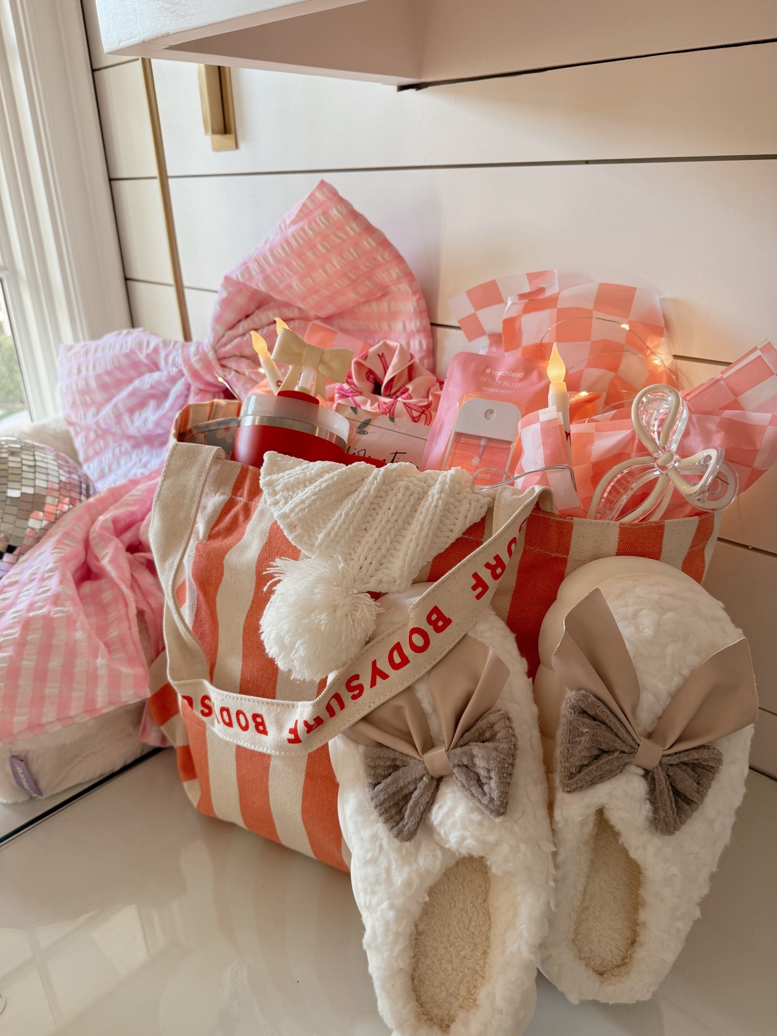 ✨Teen + Tween gift ideas incoming!✨

A whole list of their absolute favs all in one place … think cozy, cute, trendy, and everything they’ll actually use. Build a little basket or bag, tuck in their fav treats, beauty finds, tech bits, journals… all the sweet things that make them feel seen.
If you’re needing fresh ideas this year… I’ve got you. 💛
Save this for later + share with another mama who’s shopping teens right now!

#TeenGiftGuide #TweenFavorites #HolidayGiftsMadeEasy

#LTKGiftGuide #LTKHoliday #LTKdayinmylife