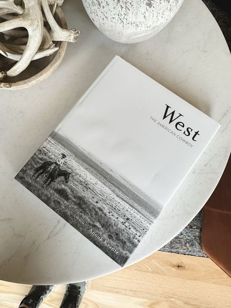 Coffee Table Book Western themed photography

#photography #coffeetablebook #homedecor #western #decor

#LTKunder100 #LTKhome #LTKFind