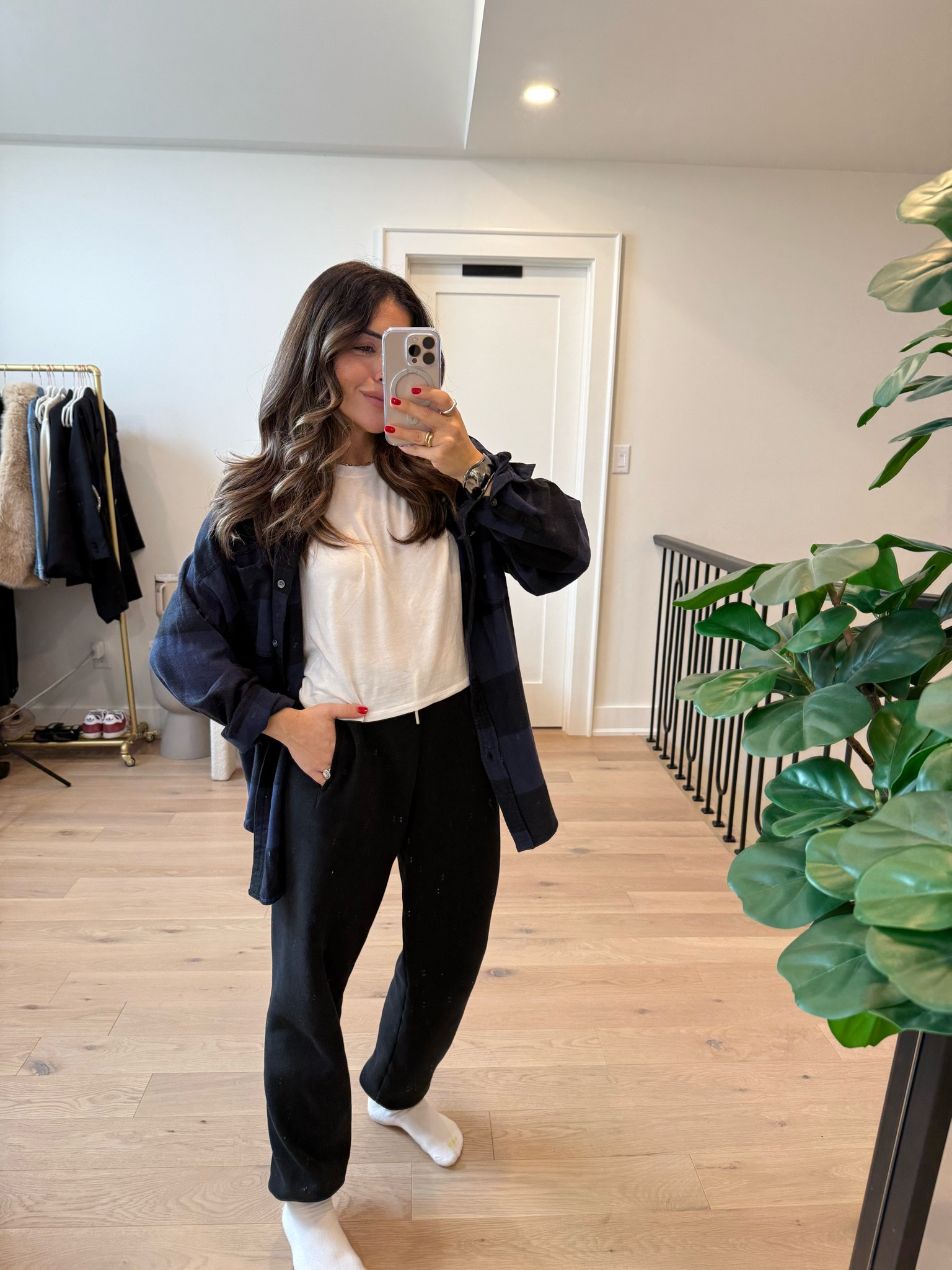 XS - T-shirt
XS - Flannel Shirt
XS - Pants 

#LTKsale #LTKcanada #LTKstyletip