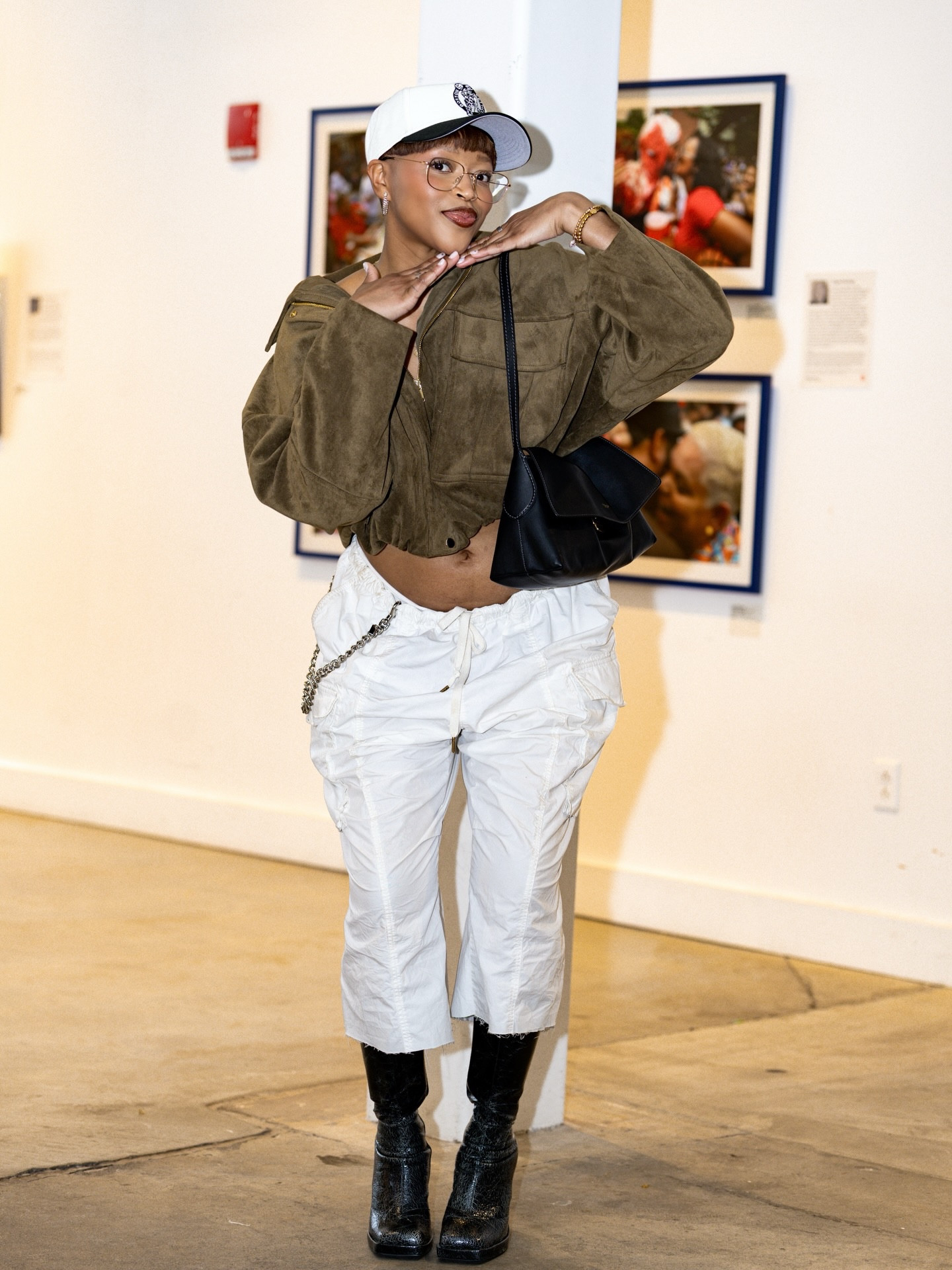 Flying HIGH this Monday morning from a weekend filled with love, hugs and community! 

WOW I love you Boston & I love you @sidepresents for committing yourselves to the gift that is #ESTROGINA year after year! This is my Super Bowl baby!

Thank you for trusting me to help activate this space, and thank you for continuing to build a stage for women makers and leaders across this city. 

Imagine being a woman?! We really DO that!
—
#bostoninfluencer boston estrogina, women who create boston, black women in community, female makers boston, boston event culture, women led spaces, style and sisterhood, boston culture moments, women activating spaces, love on women, black joy boston​​​​​​​​​​​​​​​​