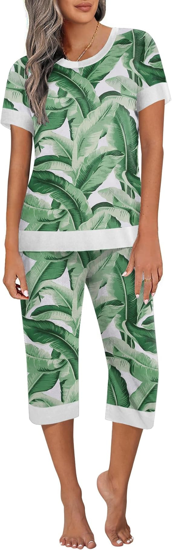 Ekouaer Women's Pajama Sets Short Sleeve Sleepwear Round Neck Pj Loungewear Top and Capri Pants w... | Amazon (US)