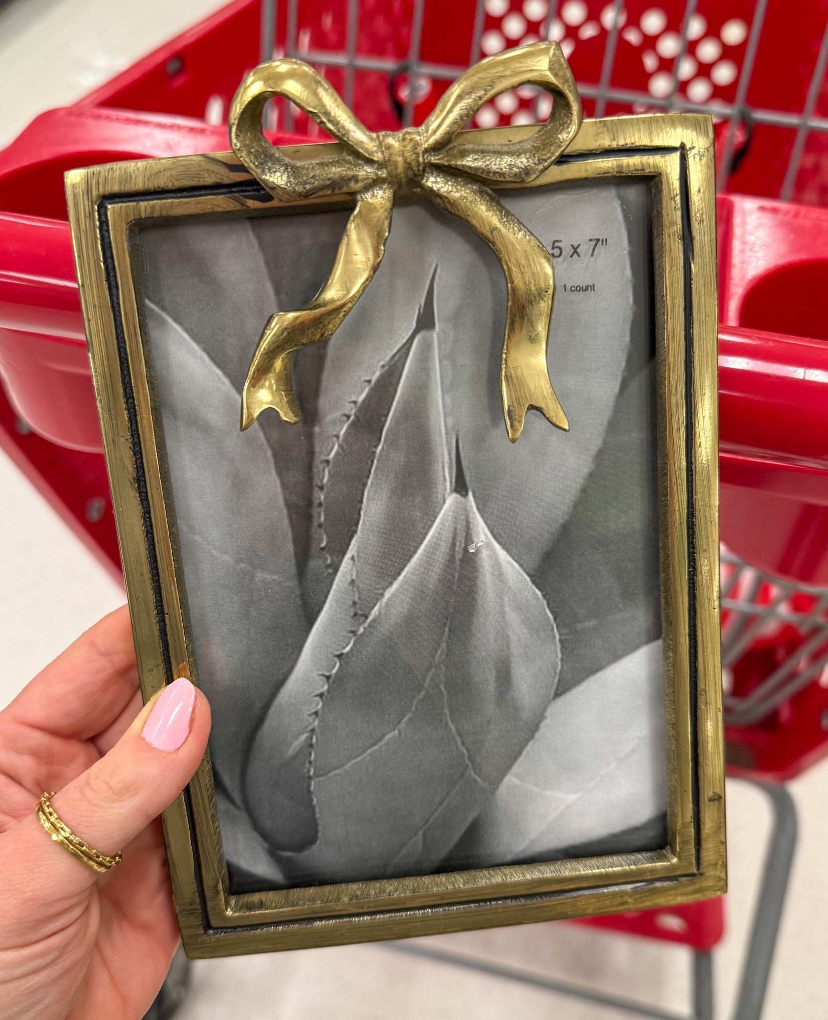 Trending bow photo frames 

@Target 
#target #targetfinds #photoframes #bows #affordabledecor

Home decor, trending, photo frames, affordable decor, new at Target, target style 

#LTKMothersDay #LTKHome #LTKdayinmylife