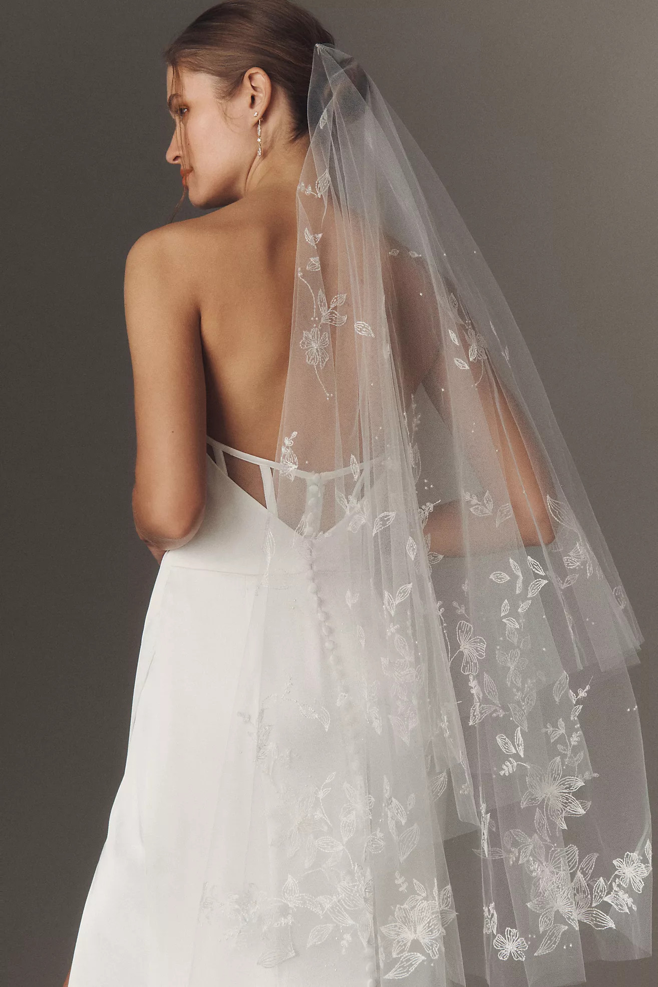 Enaura Petal Appliqué Fingertip Veil | Anthropologie (US)