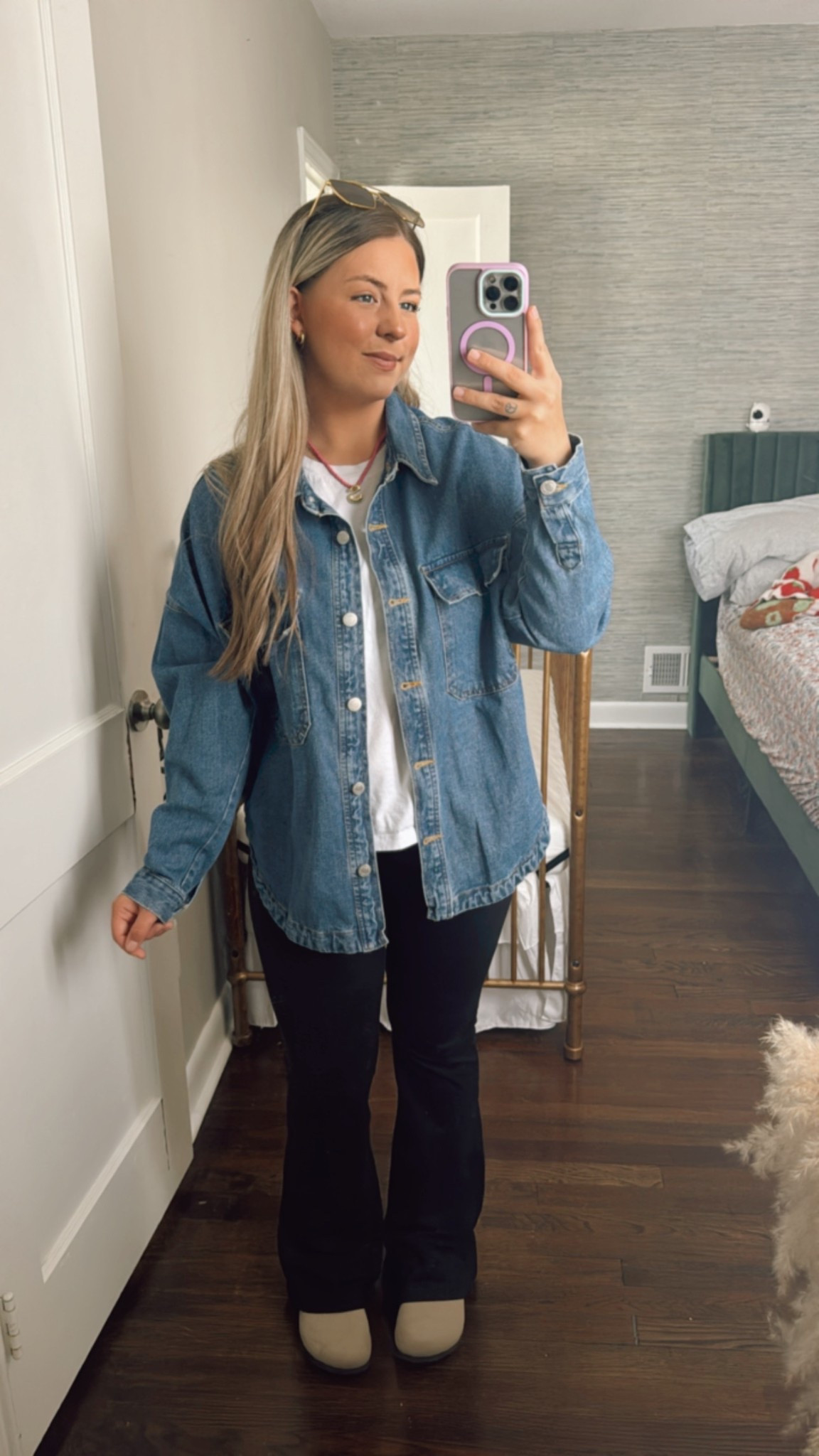 Simple fall outfit for new moms! 


#LTKSeasonal #LTKFindsUnder50 #LTKStyleTip