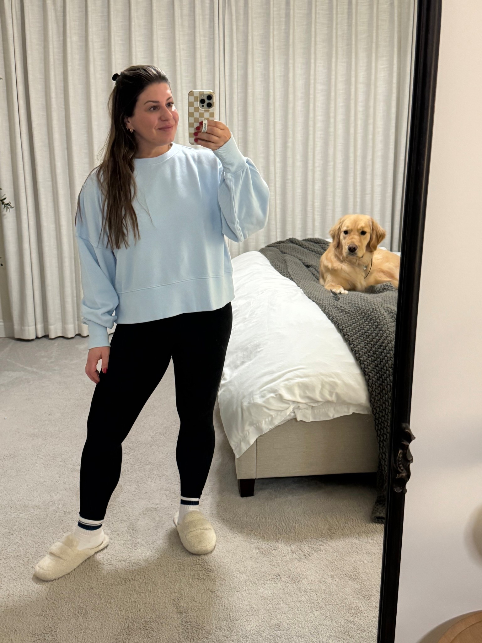 New cropped sweatshirt. Currently on sale with code: SHOPMY20 for 20% off. Code is stackable with other offers thru 2/25. Wearing a M here 

#LTKMidsize #LTKSaleAlert #LTKTravel