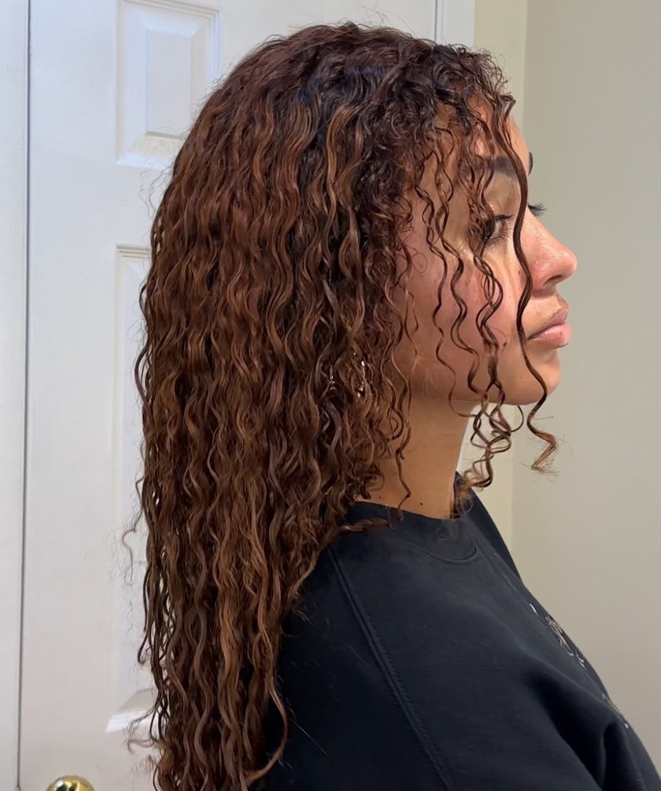 Copper curlies 

#LTKStyleTip #LTKBeauty